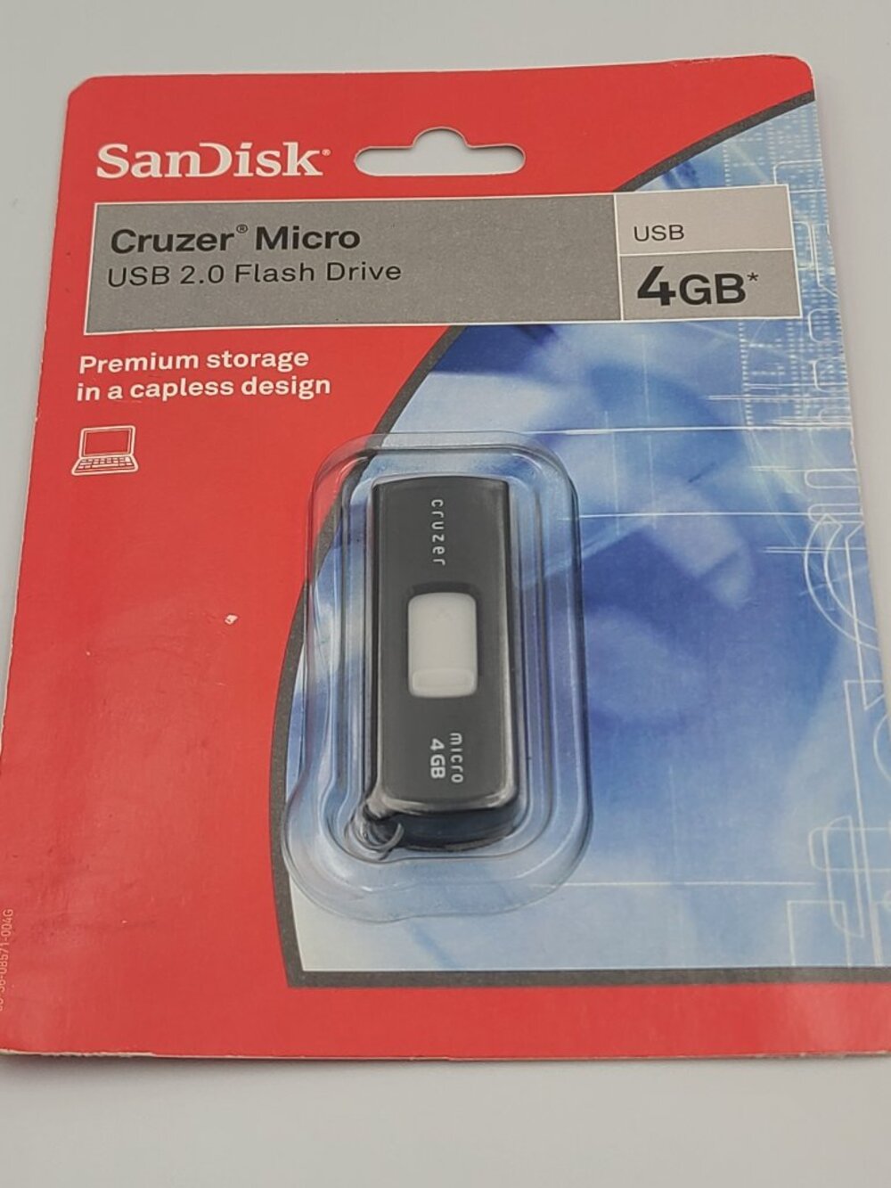 SanDisk Cruzer Micro 4GB USB 2.0 Flash Drive Retractable New Sealed